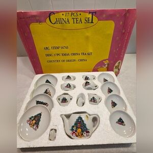 Vintage 17-piece children's porcelain Christmas tea set
